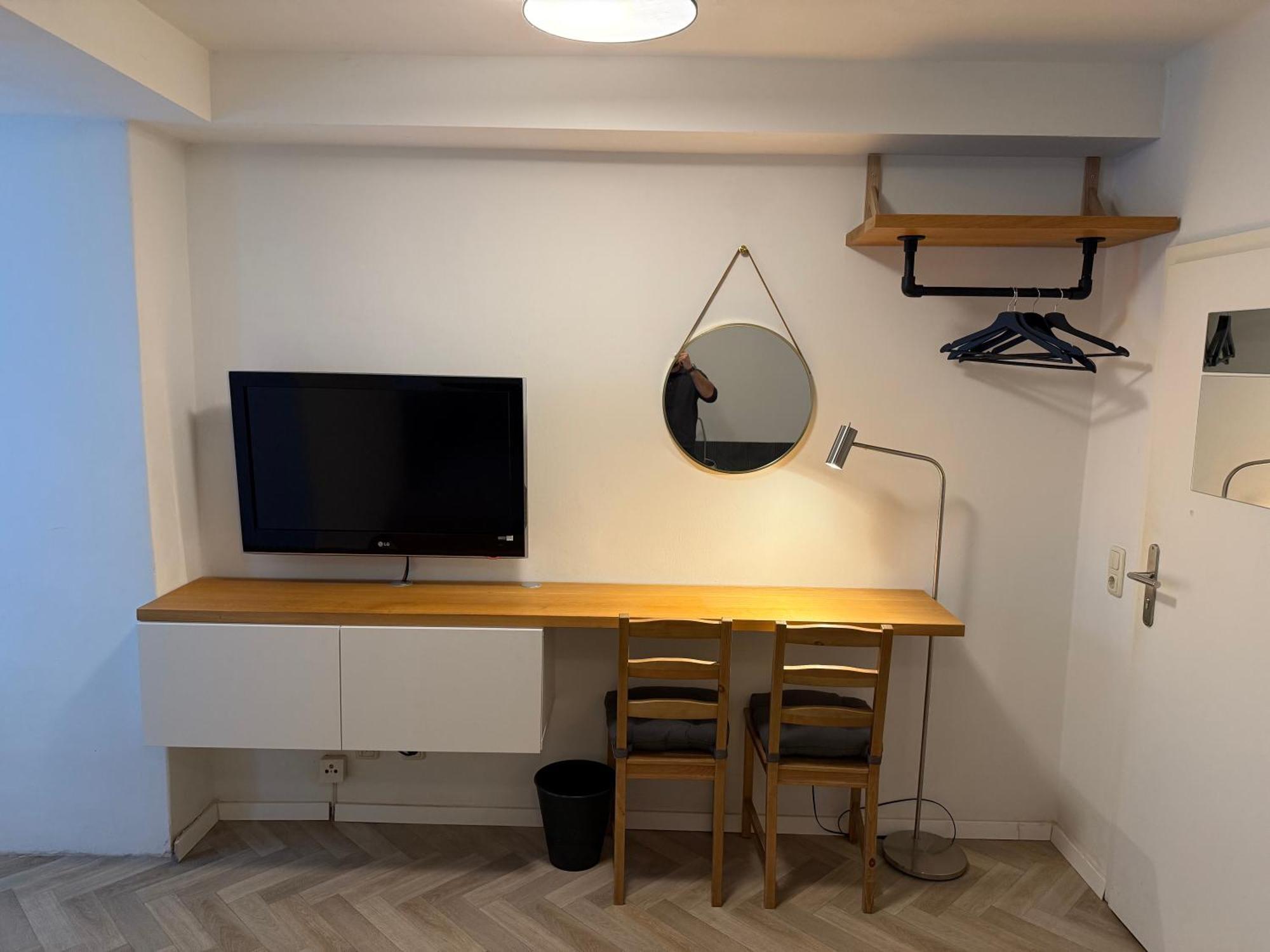 Zentrumsnahes Monteurszimmer Erfurt Esterno foto